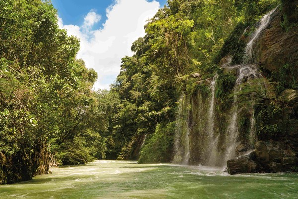 Caldas_Río_de_la_Miel_Retocada Foto Andrés Romero