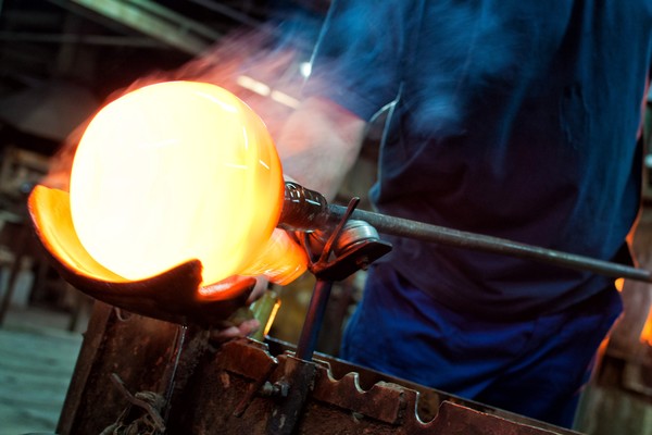 CDS, ręczne formowanie szkła