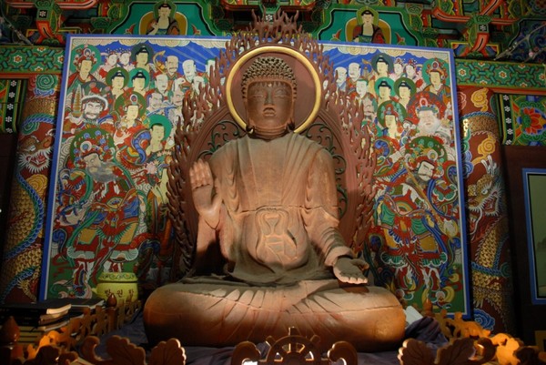 동해-삼화사-철조노사나불좌상_문화재청