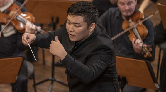 윤한결 지휘자 (자료:Askonas Holt 초기화면)