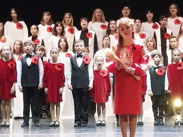 junior and concert choirs Vognyk and Dzvinochok