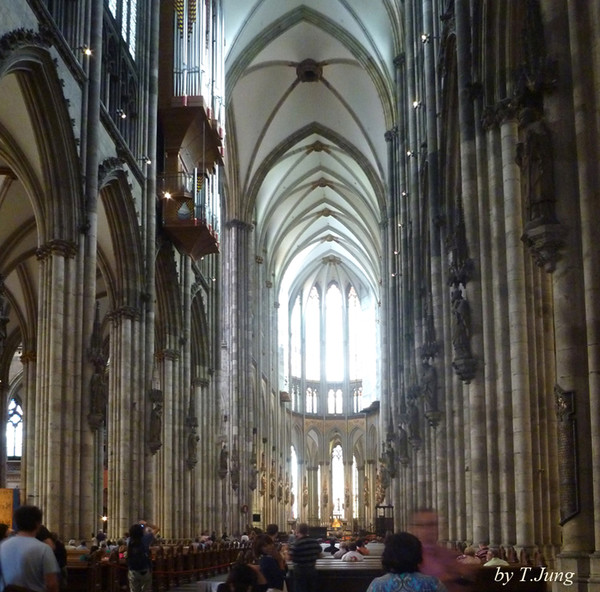 쾰른 대성당 내부.