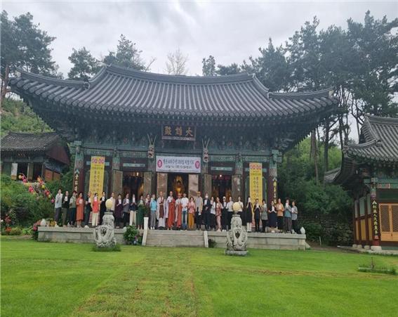 행사가 열리는 아름다운 보광사 전경