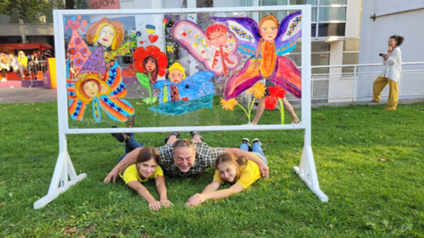 Olga Myhkailiuk in the lecture hall of the Lviv Children’s Gallery, 2002