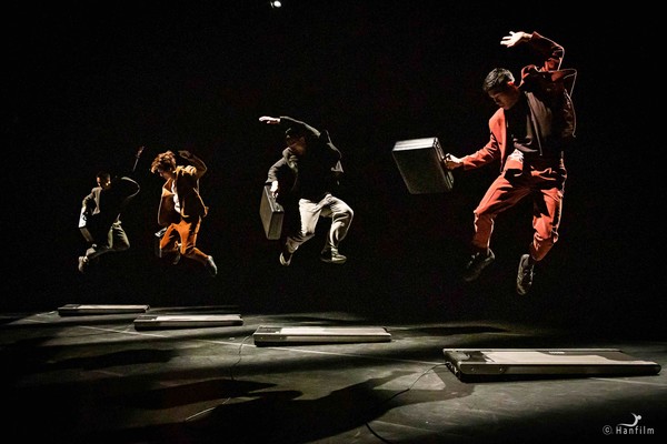 멜랑콜리댄스컴퍼니 초인 ⓒ한필름 (2)