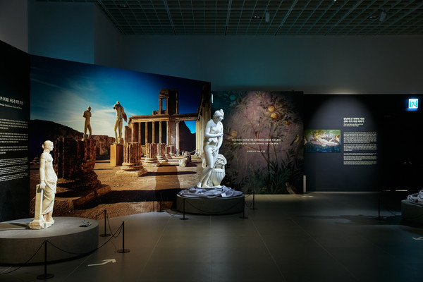 전시 전경 (c) 폼페이 유물전 / CCOC, 2024