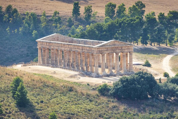 Greek temple, Segesta