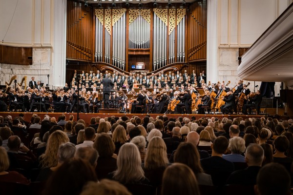 Warsaw Philharmonic Orchestra and Choir during the concert, fot. Deluga.art