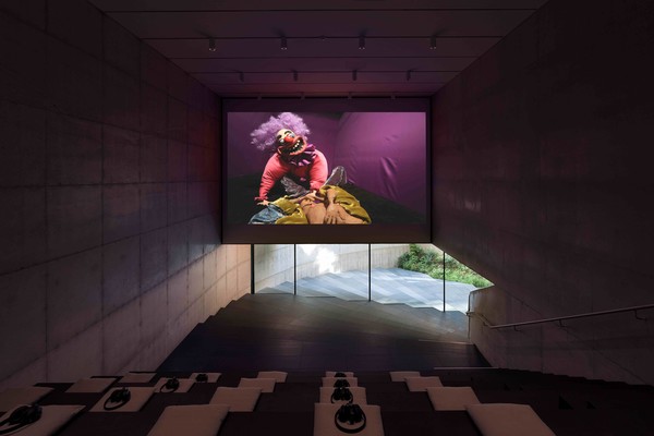 나탈리 뒤버그 & 한스 버그 How to Slay a Demon 스톱 모션 애니메이션, 영상, 음악 6분 20초 2019© SONGEUN Art and Cultural Foundation and the Artist. All rights reserved. Courtesy of the artists, Lisson Gallery; Gió Marconi; Tanya Bonakdar  송은 오디토리움