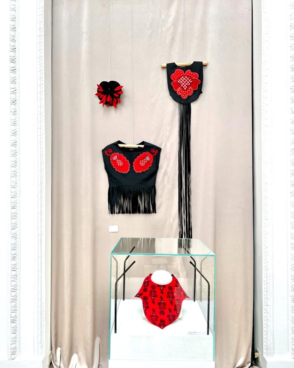 카리나 가에바 의류 컬렉션