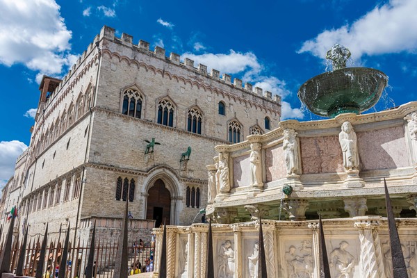 Palazzo dei Priori and Fontana Maggiore