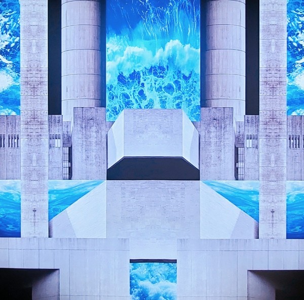 디지털 아트 sea the wall  -  ⓒ 로칸킴