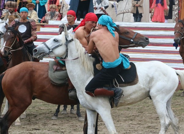 말씨름 경기 장면