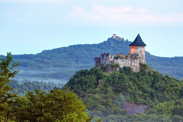 Somoskő castle, photo: Attila Gulyás