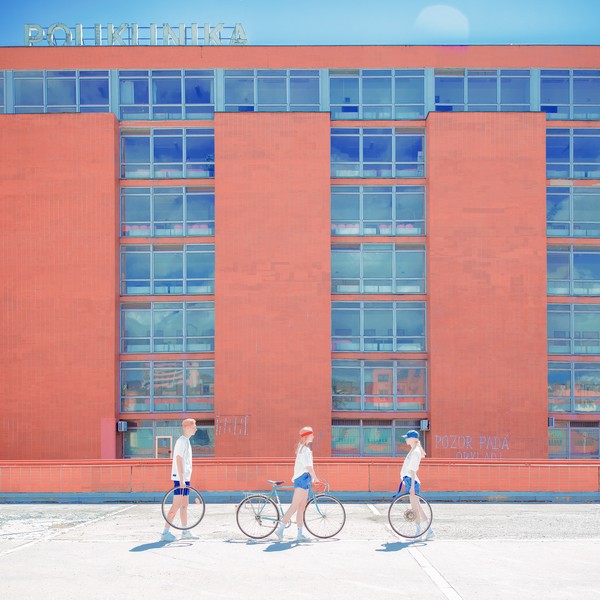 ⓒ 마리아 스바르보바 Maria svarbova  Bike, 2017  Digital Photography