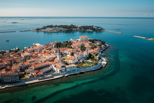 Town of Porec, by Julien Duval (CNTB)