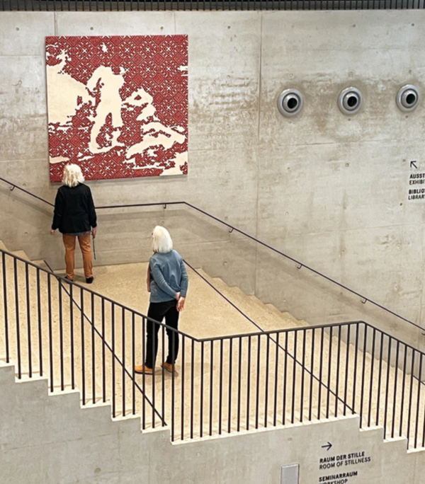 ‘Rushnyk _ The Horrors of War’ 전시독일 베를린의 Museum Documentation Center Flight, Expulsion, Reconciliation