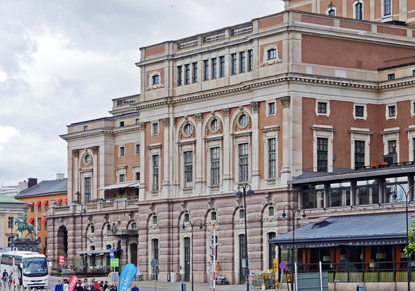 현재의 왕립오페라 극장