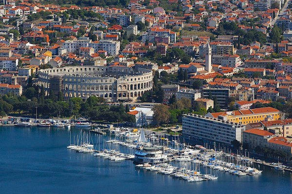 Pula panorama (Tourism Office Pula)
