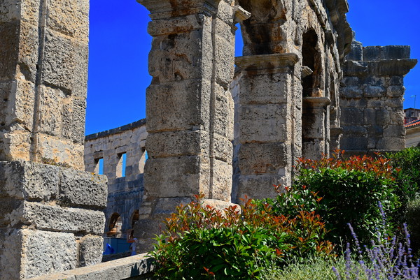 Pula Arena (Kusen private collection)