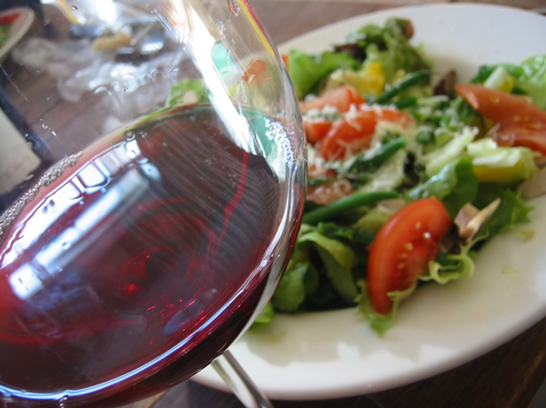 Beaujolais wine, such as Beaujolais Village, pair well even with a simple, fresh salad. Credits: CC BY 2.0 www.wikipedia.org