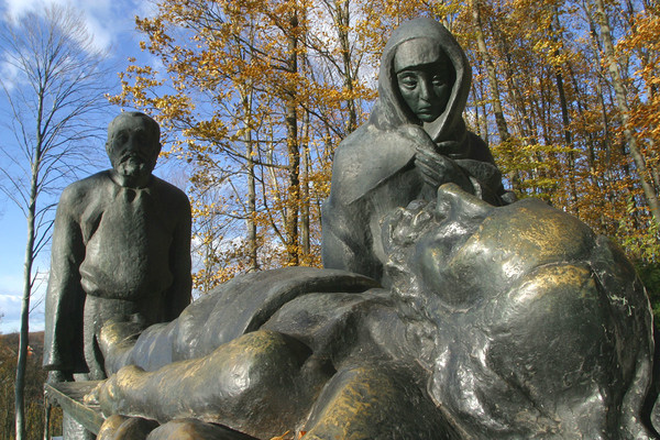 14th Station of the Cross at Marija Bistrica (photo by Z.Atletić)
