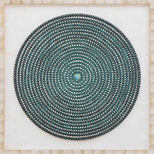 이수경 〈오아시스〉 2023, 칠보, 은선, 황동, 이탈리아 원목, 110 × 110 cm (액자포함)