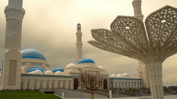 frederick-wallace-Hazret Sultan Mosque, Astana-unsplash