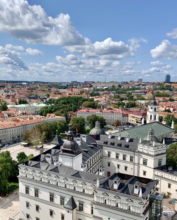 리투아니아의 수도 빌뉴스. 추를료니스는 생의 후반에 이곳에서 활동했다.
