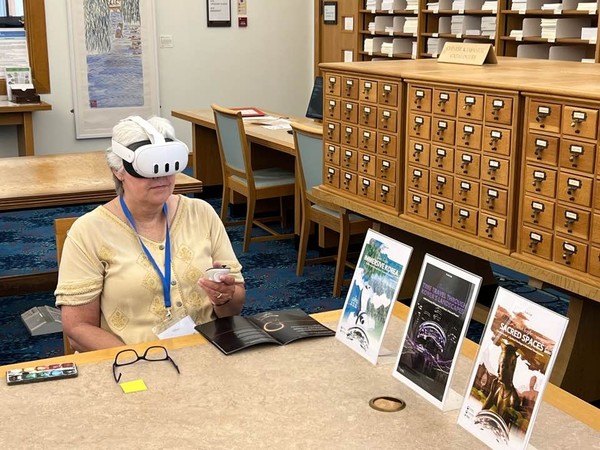 한국의 날 참가자 VR 체험 모습