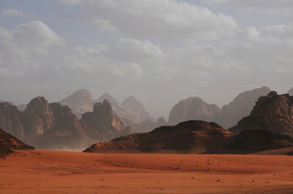 juli-kosolapova-Wadi Rum, Jordan-unsplash