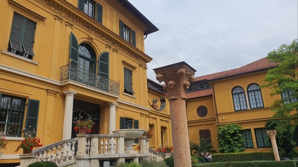 렌바우 하우스 미술관