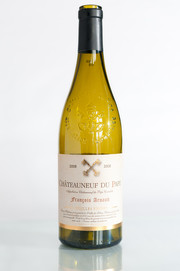 Chateauneuf du Pape AOC white wine. Credits: CC BY-SA 2.0 www.wikipedia.org