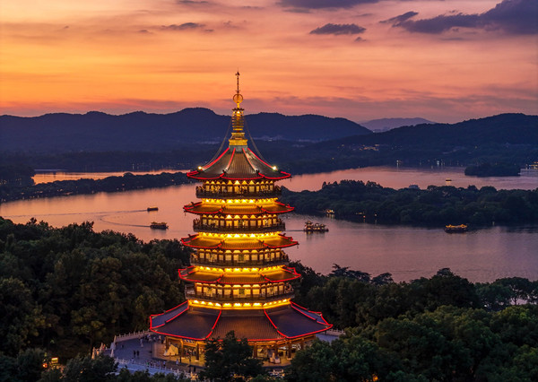 杭州雷峰塔 항저우 뢰봉탑 ⓒ절강성문화관광청 제공