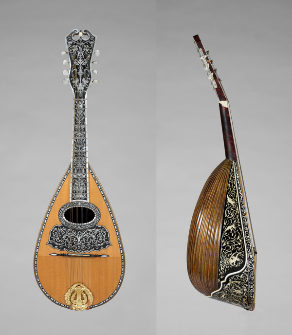 Mandolin_MET_DP169023, By Angelo Mannello, CC0, https://commons.wikimedia.org/w/index.php?curid=106616125