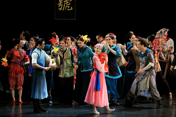 广州歌舞剧院 舞剧 《醒狮》광저우가무극원 무용극 깨어난 사자 ⓒ광둥성문화관광청 제공