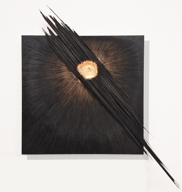 Wood, gold leaf, Chinese ink, LED light, 2023