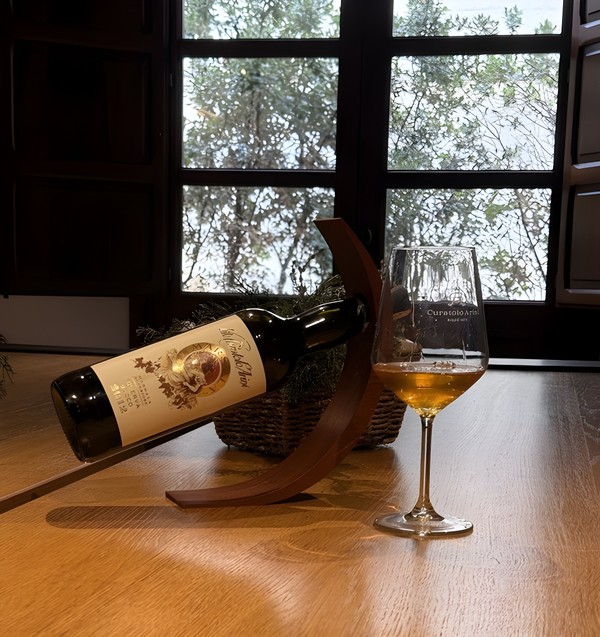 Marsala Superiore Riserva Secco (Dry) from Curatolo Arini winery. Credits: www.vitae.aisitalia.it