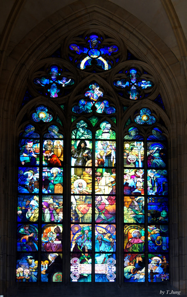 알폰스 무하의 스테인드글라스 작품