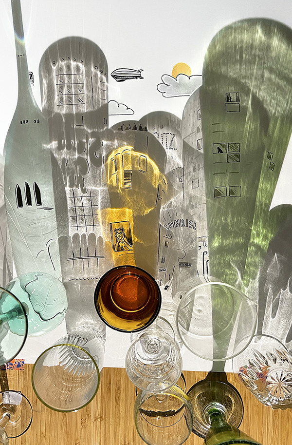 ⓒ Shadowology by Vincent Bal, The Glass City