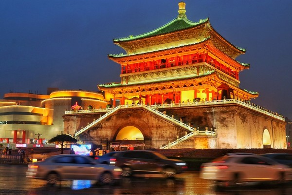 西安钟楼夜景  시안종루 야경 ⓒ산시성문화관광청 제공