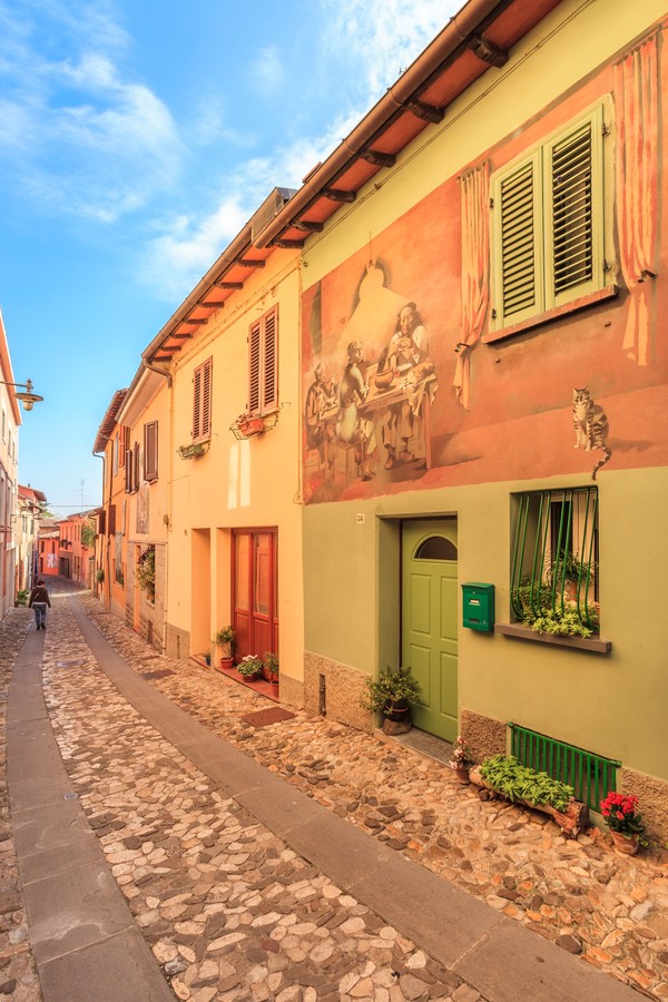 Via Edmondo De Amicis