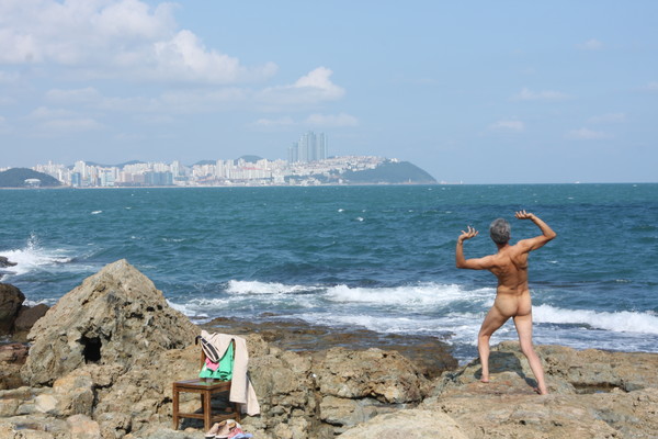 이혁발 행위예술 '역지사지'(부산국제행위예술제, 이기대 해안산책로, 2016.09.23)