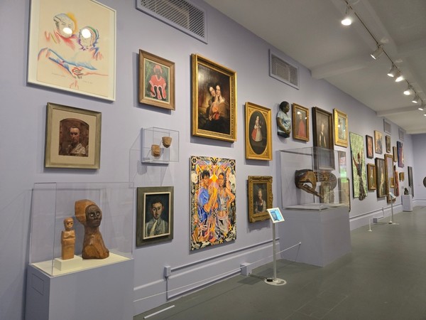 미술 전시관 내 모습