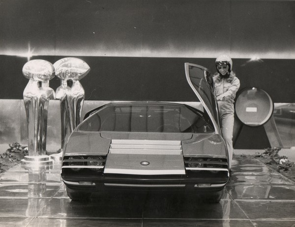 Giorgio Amelio Roccamonte — Alfa Romeo Carabo concept car, Bertone, 1968
